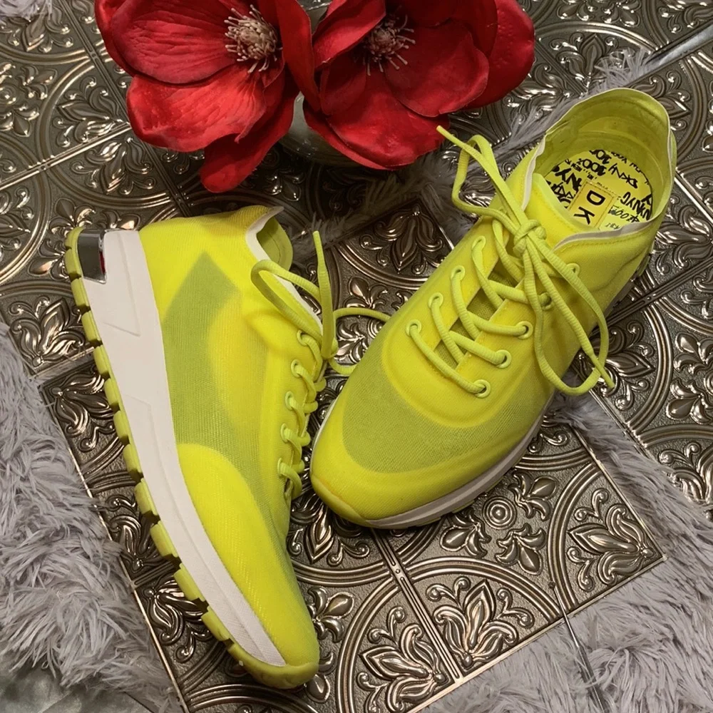 🌹DKNY • Fashion Sporty Mesh Vibrant Yellow Athletic Sneakers •
